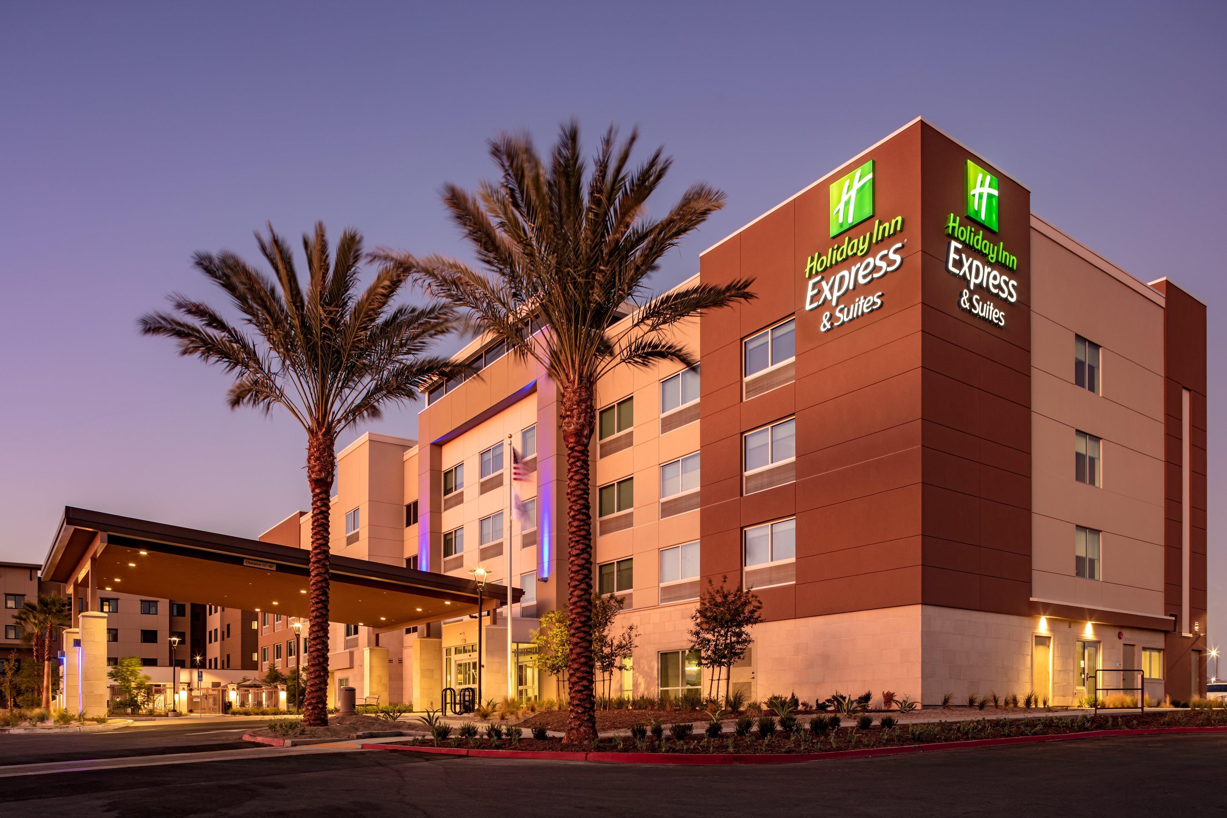 Holiday Inn Express & Suites - Moreno Valley - Riverside By Ihg Dış mekan fotoğraf
