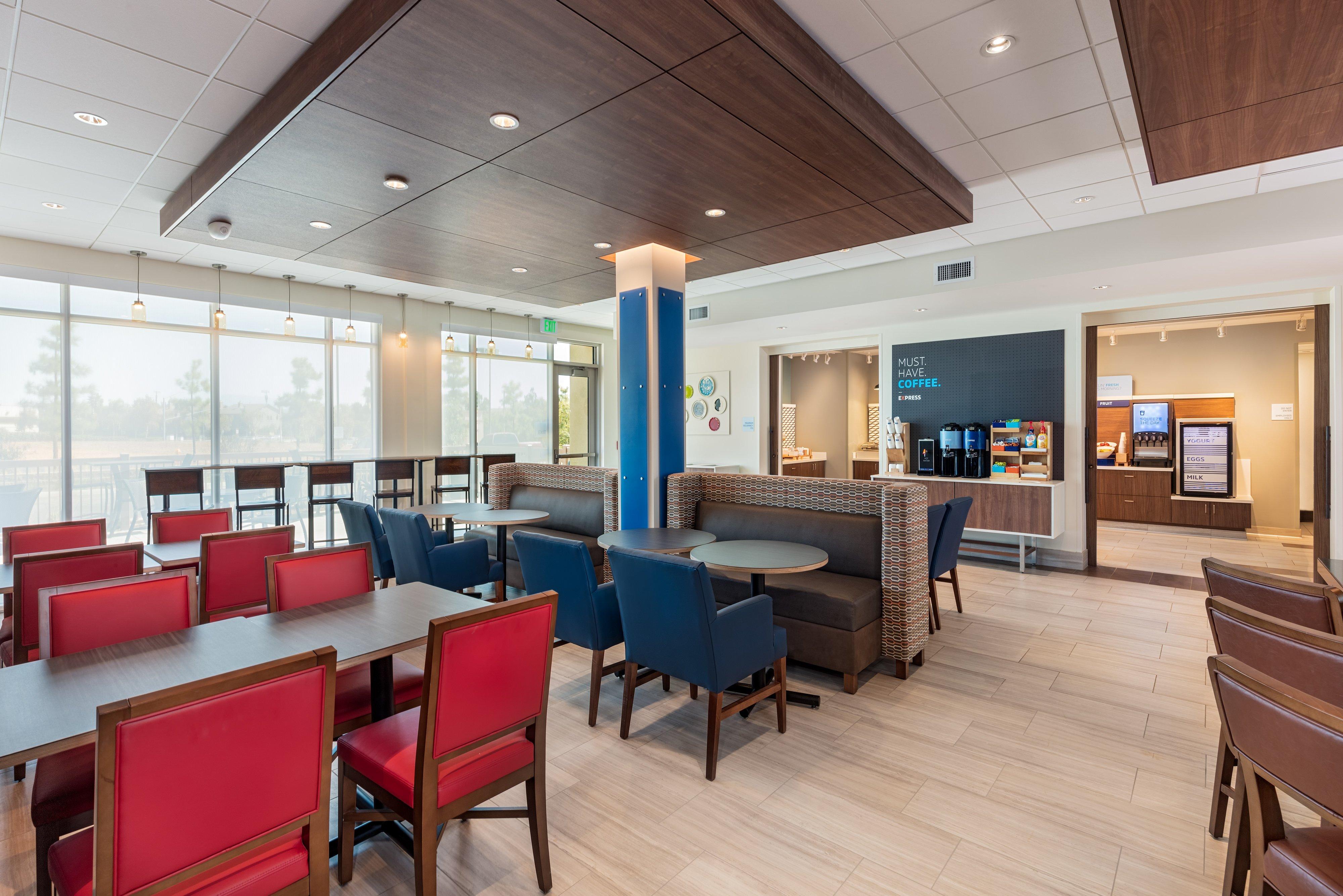 Holiday Inn Express & Suites - Moreno Valley - Riverside By Ihg Dış mekan fotoğraf